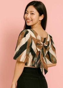 Chic Striped Crop Top with Cute Bow ..💗🎀