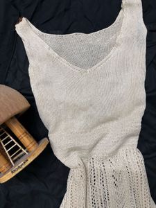 Beach find! Elegant Knit Crochet Bodycon Midi Dres