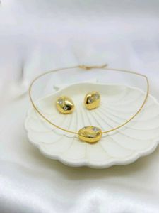 Gold-Tone Necklace & Earrings Set