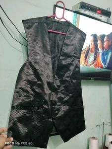Stylish Black Waistcoat