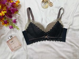 🇭🇲💫💗 Elegant Lace Bra