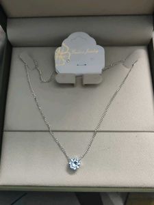 AD Stone Chain