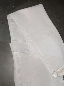 New jeans with stretchable size
