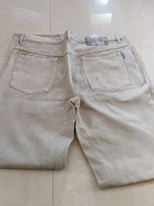Beige Jeans