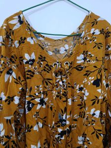 Floral Print Bell Sleeve Top