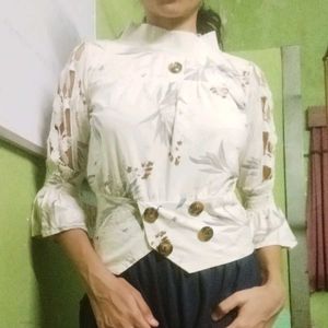Floral Lace Sleeve Blouse