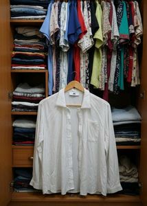 Brand New Elegant White Pearl Collar Shirt | Soft