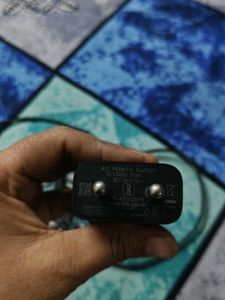 Motorola Mobile Charger 20W with original cable