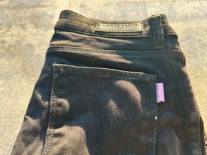 Black Jeans