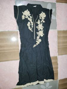 Embroidered Kurta Set