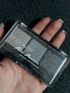 Studiowest Smokey Eyeshadow Shade Palate