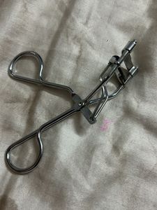 Eyelash Curler