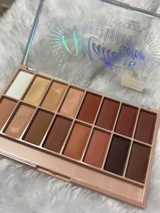 Nude Matte 16 Color Eyeshadow Palatte