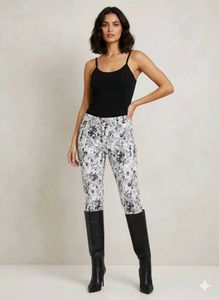 Vintage High-Waisted Jeans