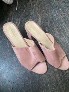 Suede Mauve Heels