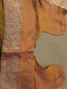 Elegant Purple Saree With Blouse