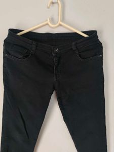 Black Jeans