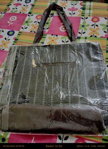 Hand bag