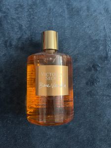 VS BARE VANILLA SHOWER GEL