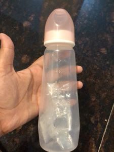Baby Milk Feeder