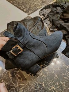 BOOTS FOR WINTER. .