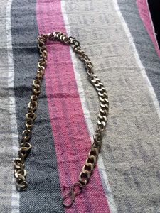 Gala Mein pahnane wala chain