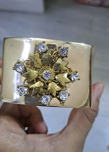 Beautiful Indo-western Bracelet- Light Gold