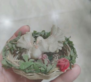 Love Birds Showpiece.