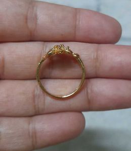 Flower with Stones Ring