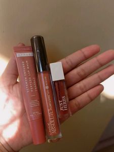 Lip Balm, Gloss & Lipstick Bundle