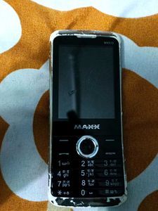 MAXX MX513 Feature Phone
