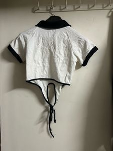 Graphic Print Crop Top