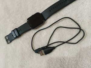 Ambrane Wise Glaze Smartwatch