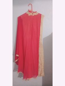 Suit With Attached Chunni And Legi