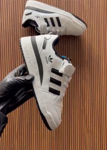 Adidas forum strap full leather quality (girls )