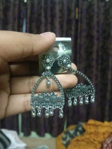 Silver Jhumka Earrings Set