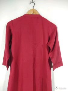 Red Plain Casual Kurta(Women)