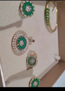 Emerald Stones Set Combo Braclet Ear Rings Locket