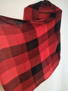Checked Winter Shawl-muffler