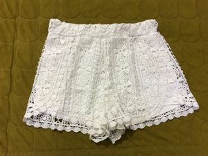Primark White Lacey Shorts Waist 30-32