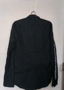Spread Collar Classic Shirt