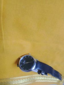 Logues Women's Watch