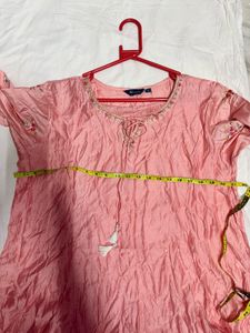 Peach Embroidered Kurta | freebie