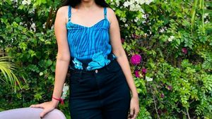 Strap Crop Top