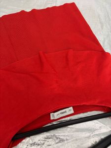 ZARA KNIT OFF-SHOULDER TOP
