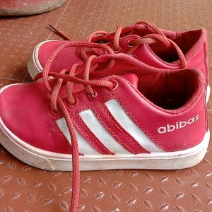 price drop: light weight comfortable abibas 2.5 to 3 years toddler kids shoes