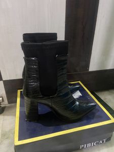 Black Boots