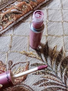 MAC Giambattista Valli Matte Liquid Lipgloss -Nude