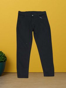 E@67 Size-32 Slim Jeans