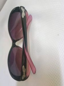 A Pinkish Black Sunglass